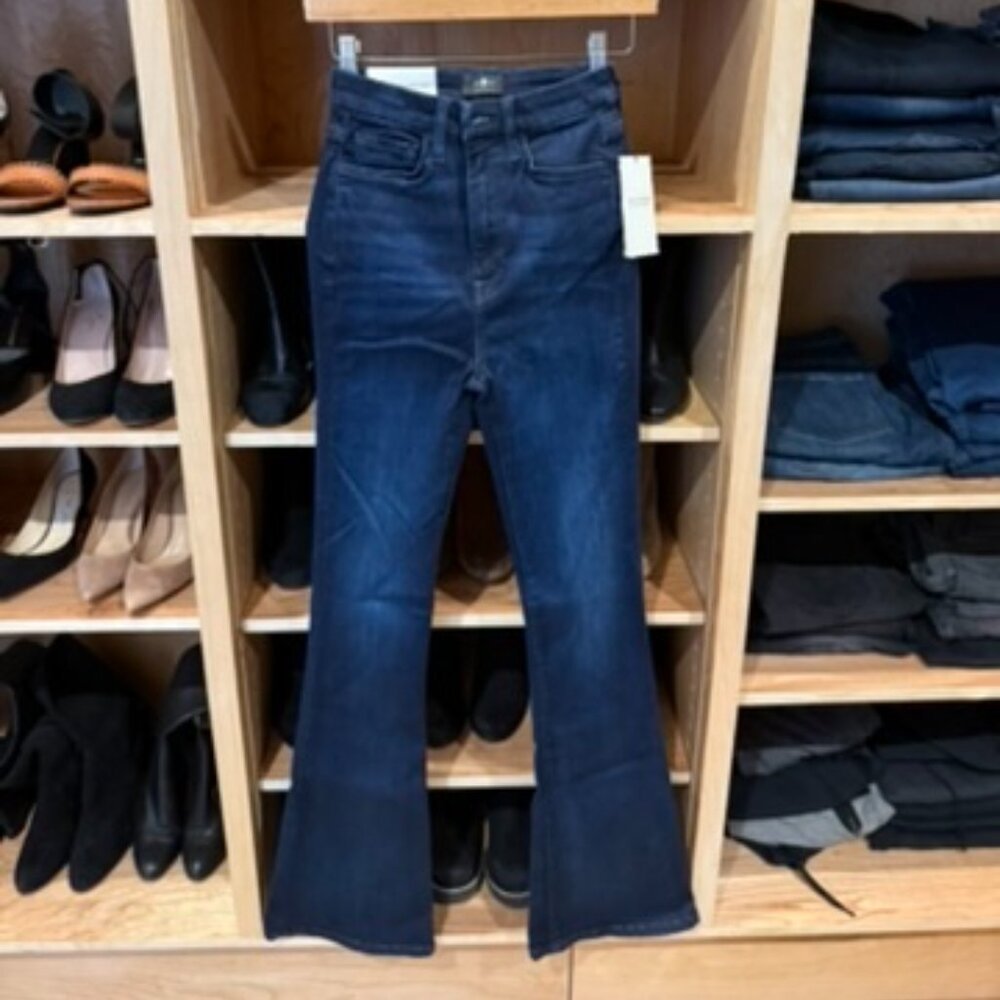 NWT Seven for all mankind tailorless flare jeans Size 25